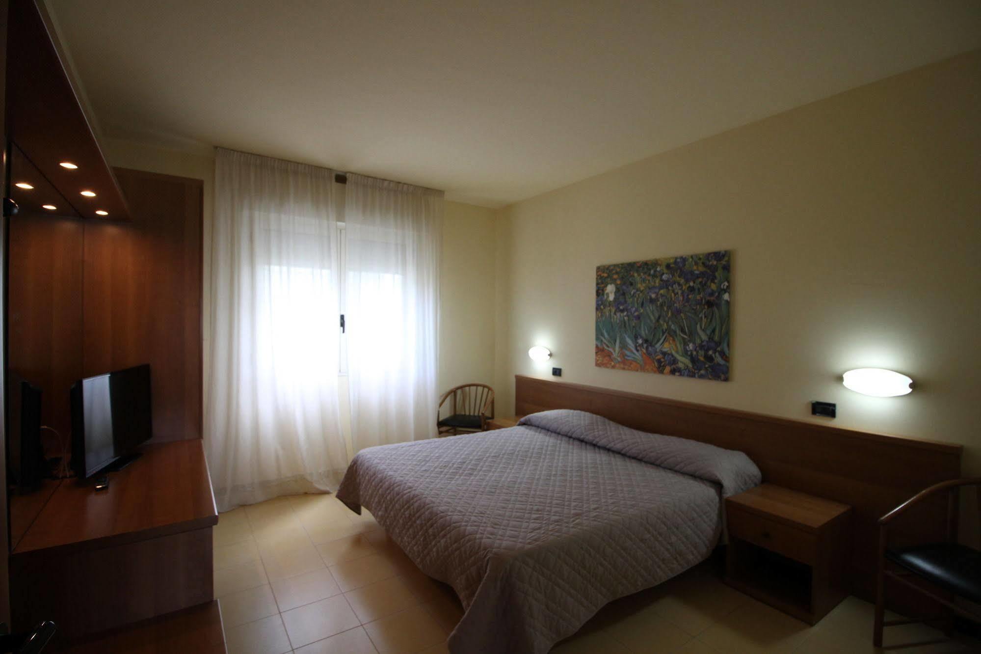 Hotel Italia Occhiobello Exterior photo